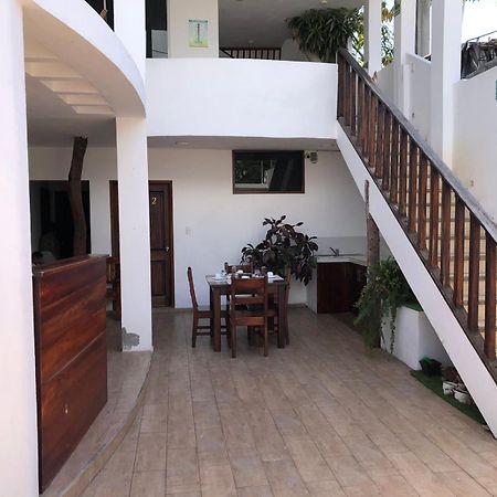 Carpao Lodging Galapagos Puerto Ayora  Bagian luar foto