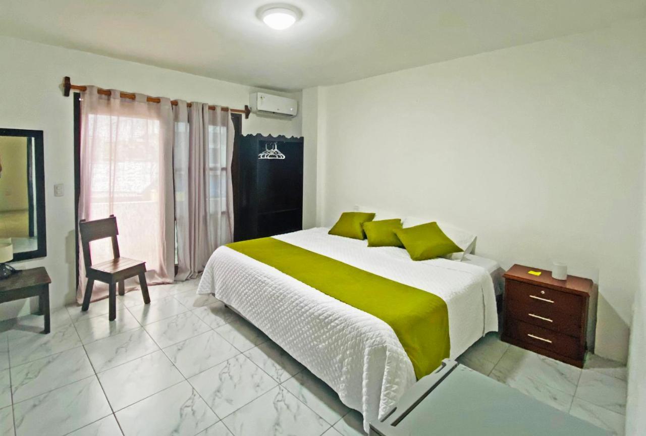 Carpao Lodging Galapagos Puerto Ayora  Bagian luar foto